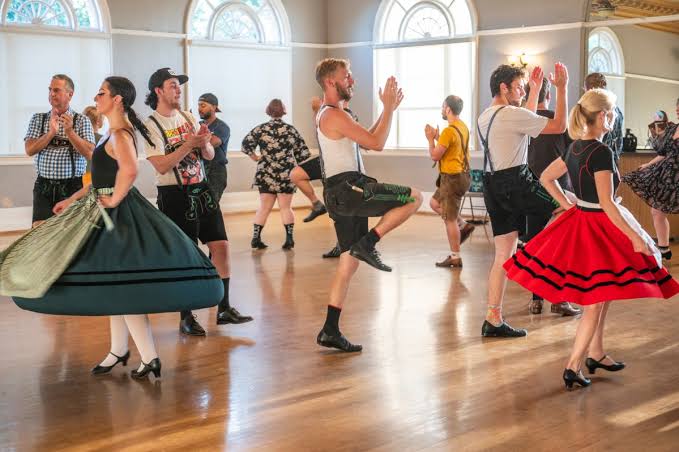 Contemporary Classes